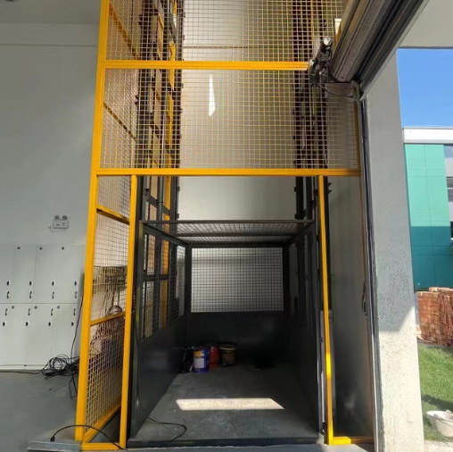 三门峡导轨式升降机助力物流园破解运输难题