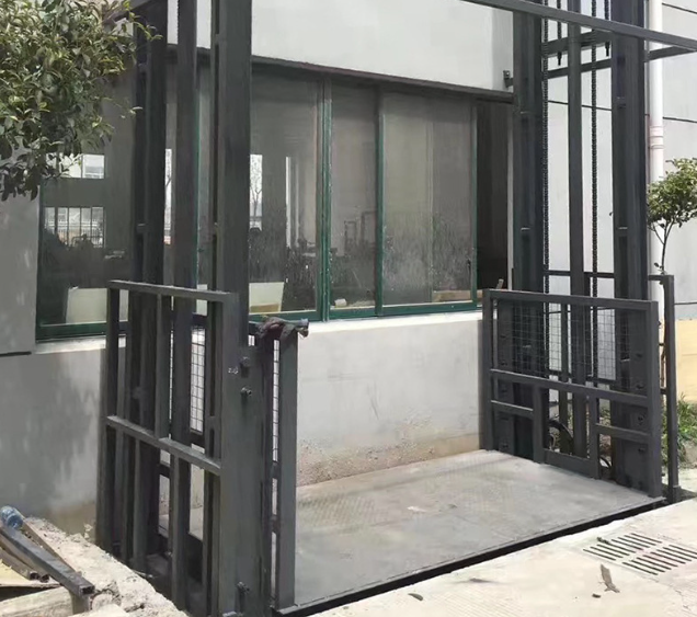 三门峡导轨式施工升降机助力民生工程提速增效